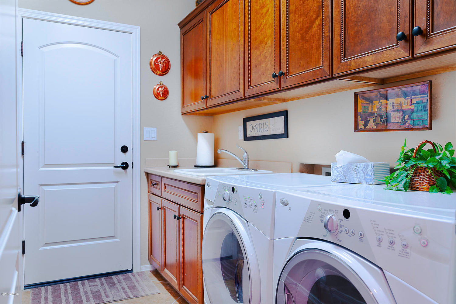 How to plan a laundry room