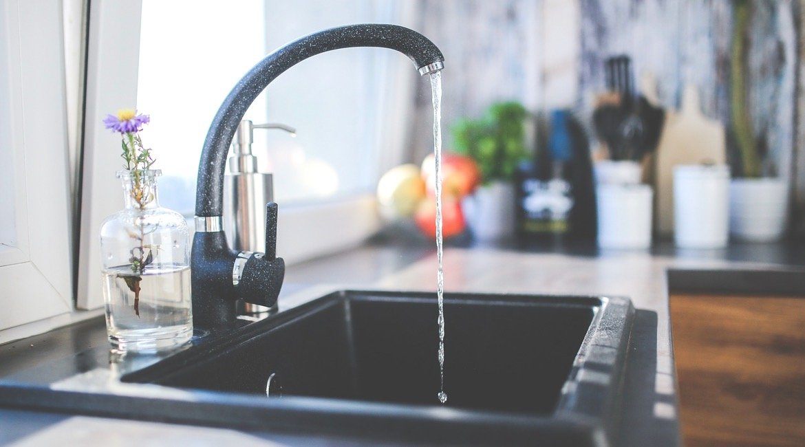 how to replace kitchen faucet